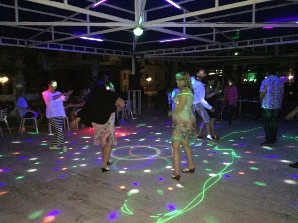 Club Hotel Rama Белдиби Екстериор снимка