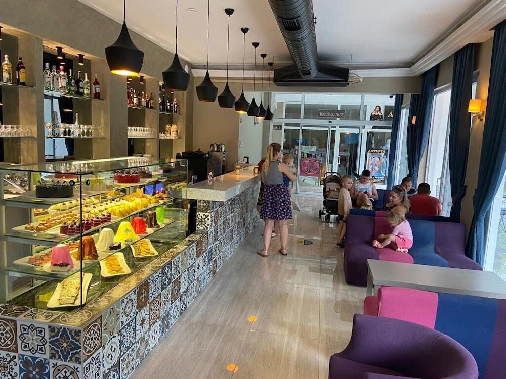 Club Hotel Rama Белдиби Екстериор снимка