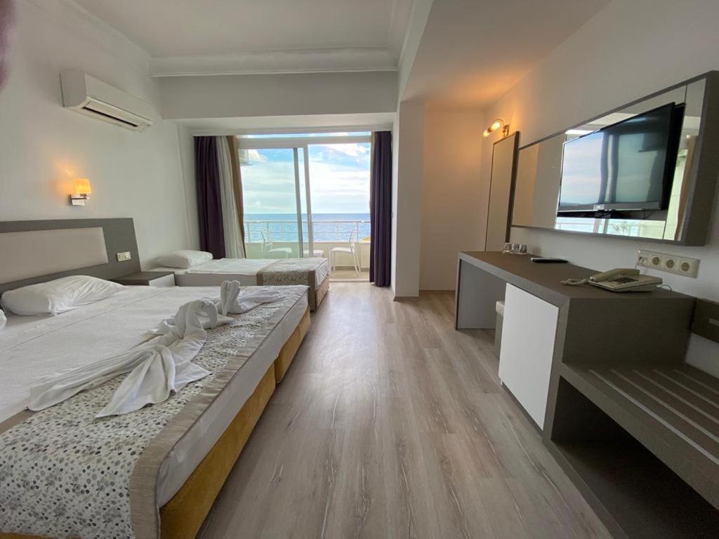 Club Hotel Rama Белдиби Екстериор снимка