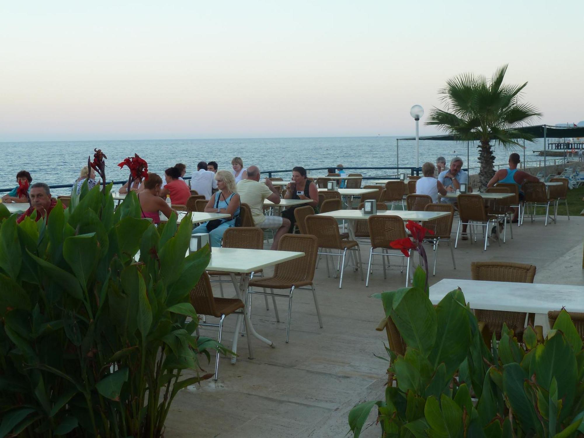 Club Hotel Rama Белдиби Екстериор снимка